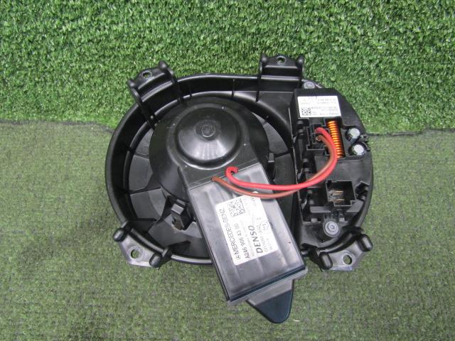 【中古】中古部品 ベンツ Bクラス 246242 ヒーターブロアモーター 【3330200100-24...