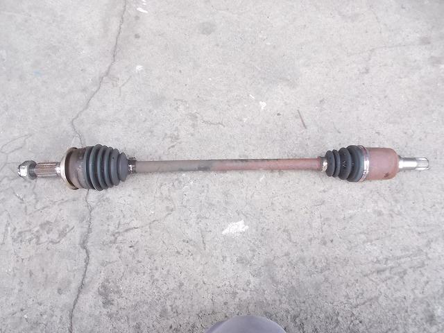 【中古】中古部品 アクティ HA9 左フロントドライブシャフト 【3330510100-241004000142200】