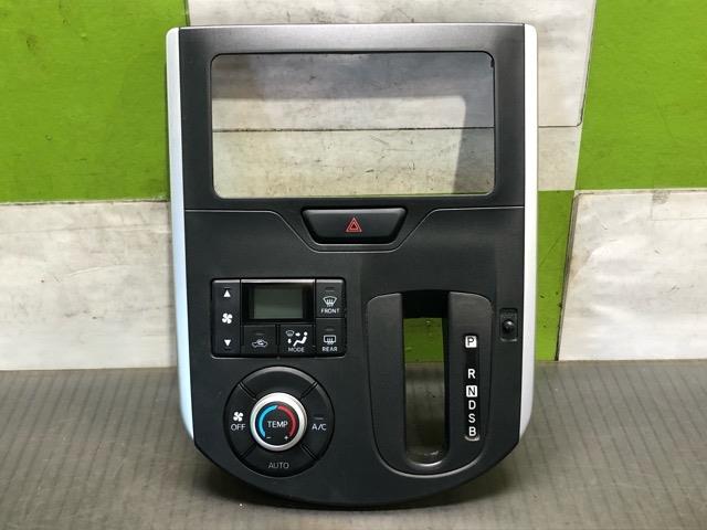 【中古】中古部品 タント LA600S A/Cスイッチパネル 【3330530100-000005306660900】