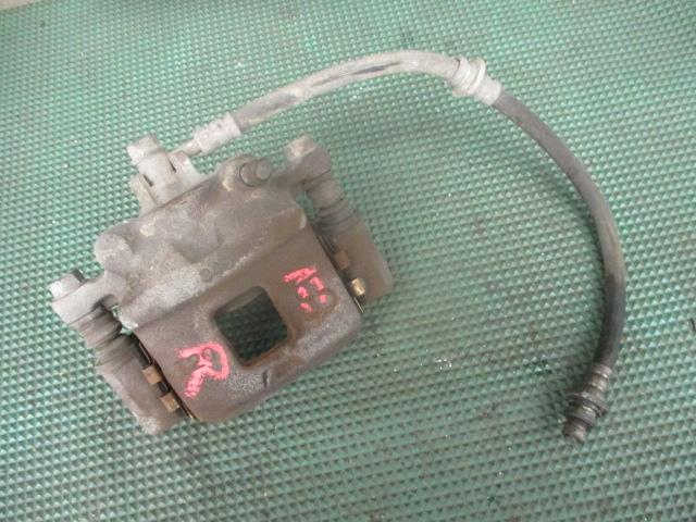 【中古】中古部品 エブリィ DA64V 右フロントキャリパー 【3310190100-000244011444330】