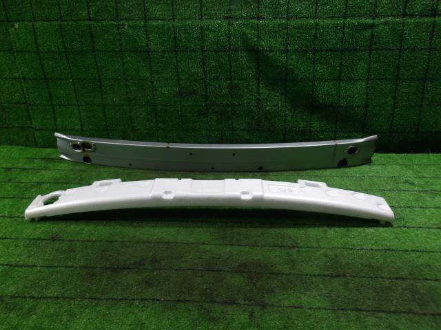 【中古】中古部品 ポルテ NNP10 フロントバンパーホースメント 【3330420100-24111...