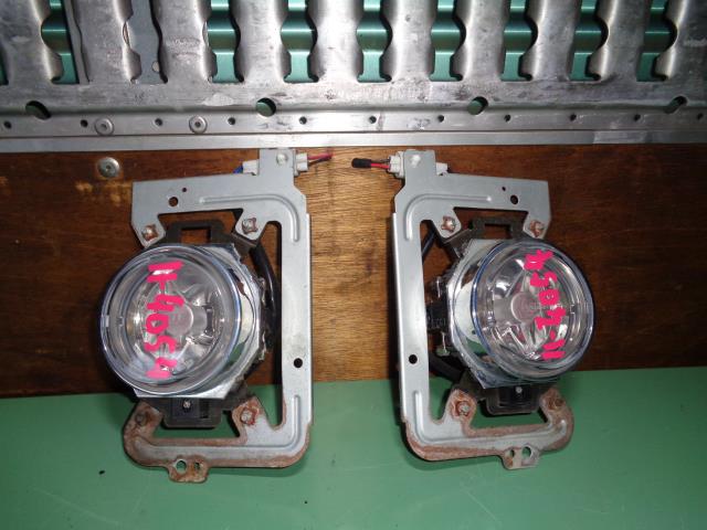 【中古】中古部品 KEI HN22S 右フォグランプ 【3330810100-241126000410850】