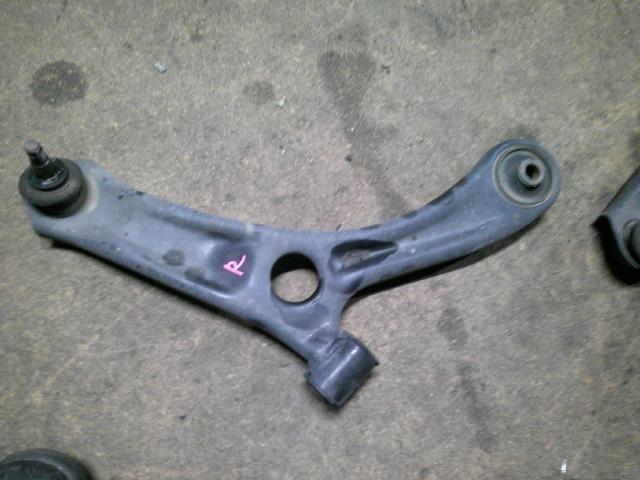 【中古】中古部品 スペーシア MK42S 右フロントロアアーム 【3310410000-000243047951720】