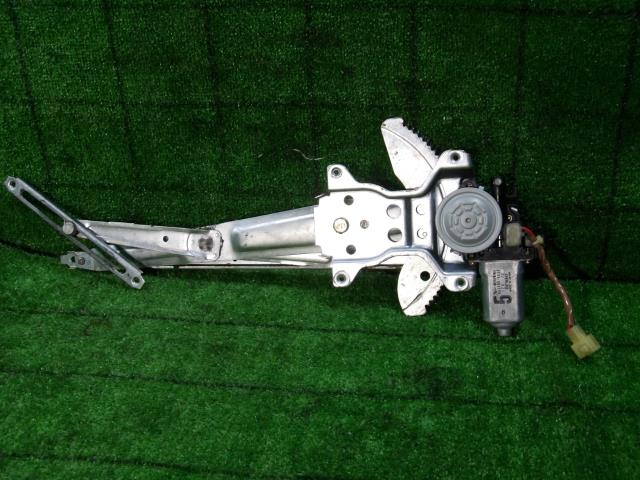 【中古】中古部品 テリオスキッド J111G 右フロントドアレギュレータ・モーター 【3330420100-241129000213120】