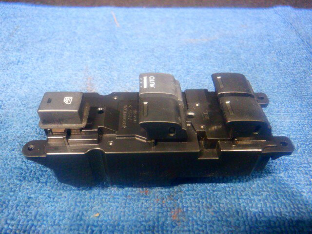 【中古】中古部品 N−ONE JG1 パワーウインドウスイッチ 【3340140100-000024287261900】