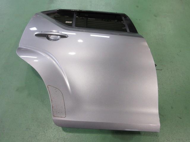 【中古】中古部品 イグニス FF21S 右リアドア 【3310590000-000008164713300】