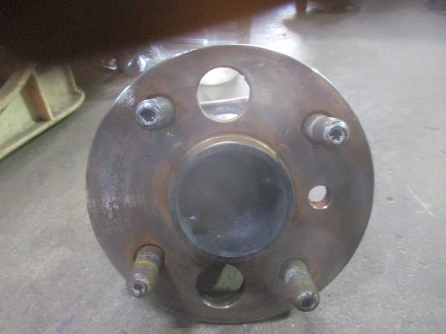 【中古】中古部品 プロボックス NCP51V リアハブ 【3500080000-240726000944471】