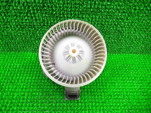 【中古】中古部品 フリード GB3 ヒーターブロアモーター 【3330210100-000036198667900】