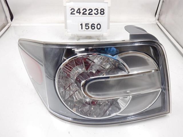 【中古】中古部品 CX−7 ER3P 左テールランプ 【3330890100-000024223815600】