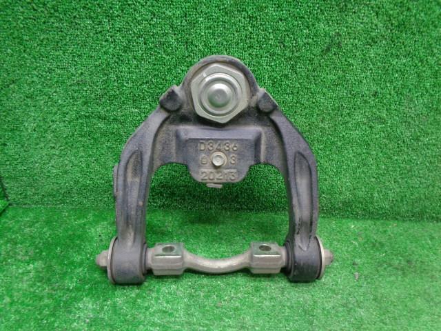 【中古】中古部品 アトラス APR85AN 左フロントアッパアーム 【3330160100-000024065451750】