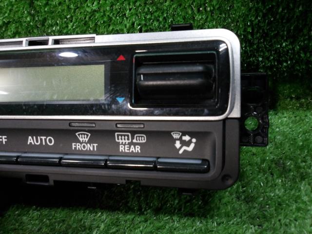 【中古】中古部品 スペーシア MK53S A/Cスイッチパネル 【3330420100-241206000360...