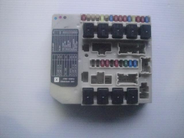 【中古】中古部品 ノート E11 ヒューズボックス 【3100430000-241219000267800】