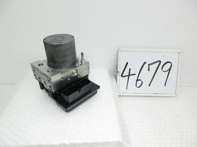 【中古】中古部品 プジョー RCZ T7R5F02 ABSアクチュエーター 【3500170000-241219506042500】
