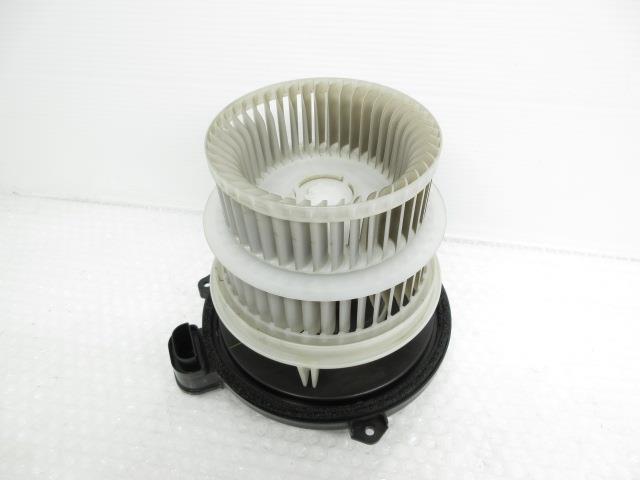 【中古】中古部品 クラウン AWS210 ヒーターブロアモーター 【3500170000-24122950...