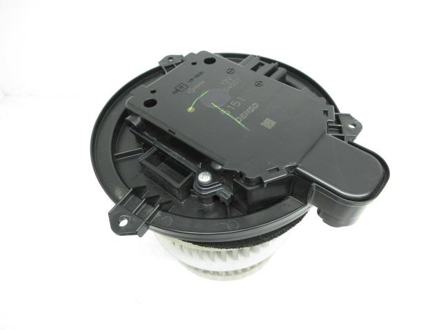 【中古】中古部品 クラウン AWS210 ヒーターブロアモーター 【3500170000-24122950...
