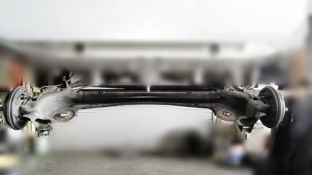 【中古】中古部品 N−BOX JF1 リアアクスルビーム 【3310050100-230818000353500】