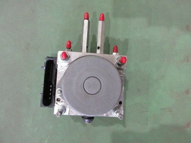 【中古】中古部品 タント L375S ABSアクチュエーター 【3310590000-000008464142500】