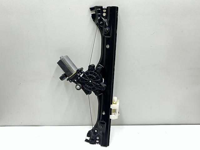 【中古】中古部品 フィアット 500 31209 右フロントドアレギュレータ・モーター 【3310070100-000090760713120】