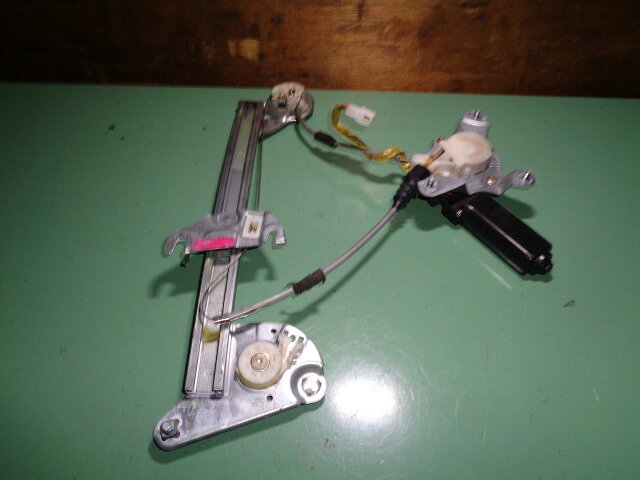 【中古】中古部品 センティア HEEP 右リアドアレギュレータ・モーター 【3330810100-250109000113320】