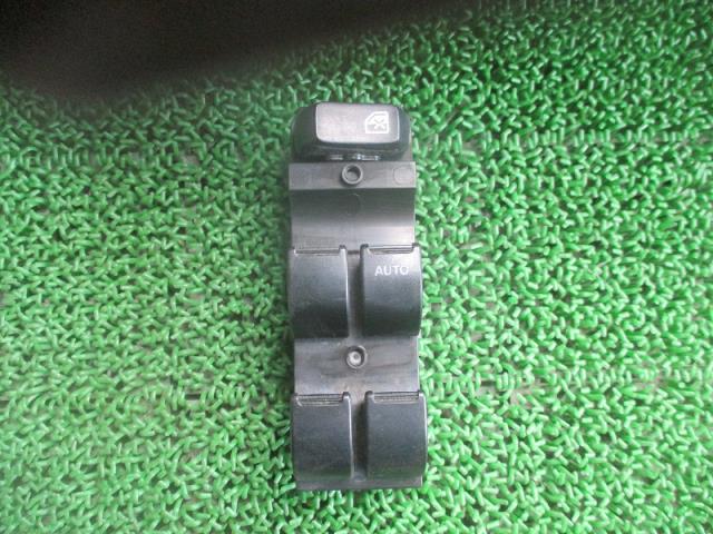 【中古】中古部品 アルト HA24S パワーウインドウスイッチ 【3500080000-240917000861900】