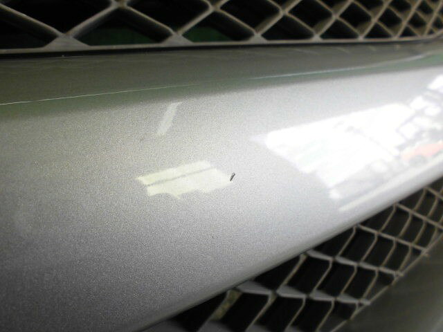 e-cleマートの【中古】中古部品 ワゴンR MH21S ラジエータグリル 【3310420000-000002314310400】｜アングル2