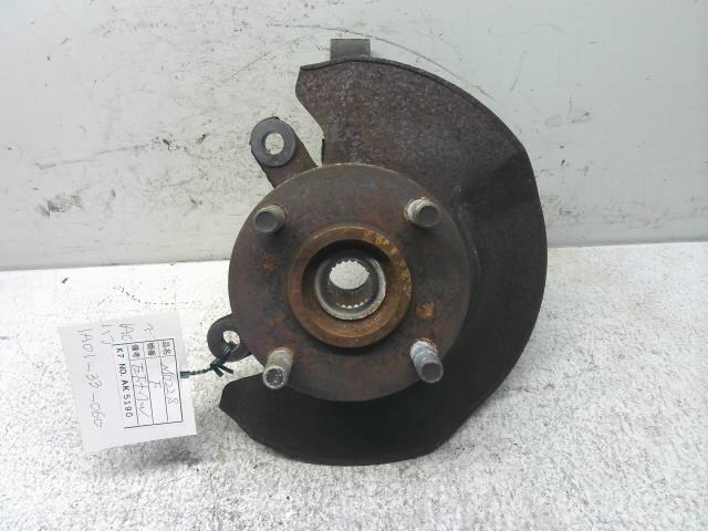 【中古】中古部品 AZワゴン MD22S 左フロントナックルハブ 【3310160100-000004413944340】