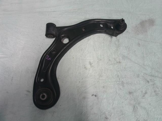 【中古】中古部品 N−WGN JH1 右フロントロアアーム 【3310200100-000021492851720】