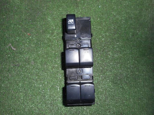 【中古】中古部品 デイズ B21W パワーウインドウスイッチ 【3330190100-000002144461900】