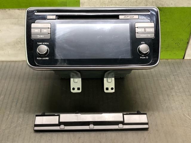 【中古】中古部品 リーフ ZE1 カーナビゲーション 【3330530100-000005340661310】