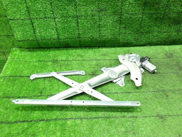 【中古】中古部品 タントエグゼ L465S 左リアドアレギュレータ・モーター 【3330420100-250114000413420】