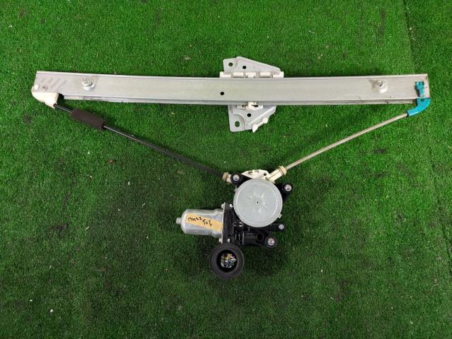 【中古】中古部品 ワゴンR MH22S 右フロントドアレギュレータ・モーター 【3310080100-241203000113120】