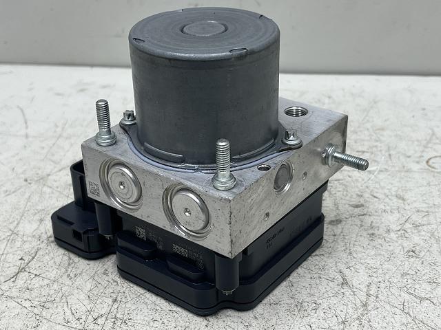 【中古】中古部品 シトロエン C3 B6HN01 ABSアクチュエーター 【3310070100-0000Y0762542500】