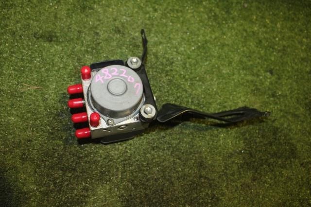 【中古】中古部品 ラパン HE22S ABSアクチュエーター 【3330950100-000048220742500】