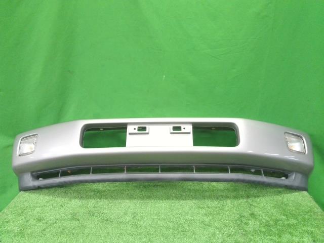 【中古】中古部品 ラシーン RFNB14 フロントバンパー 【3310200100-000021332910100】