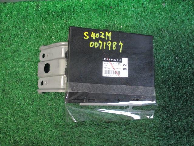 【中古】中古部品 ライトエース S402M エンジンコンピューター 【3330560100-001556940563100】