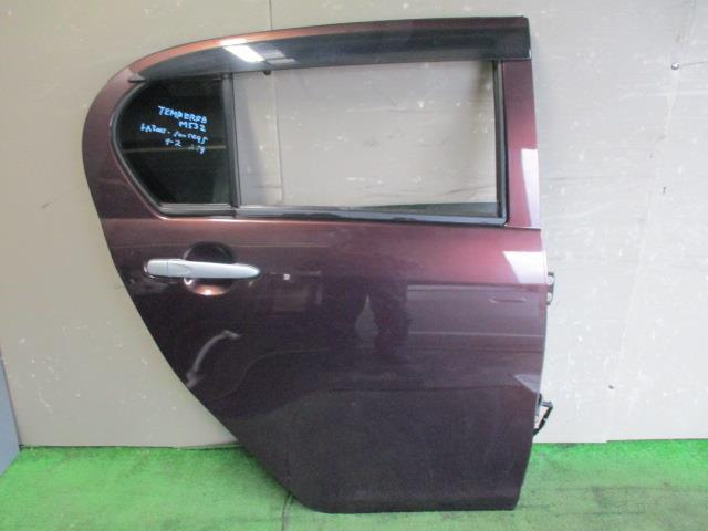Door Panel - 【中古】中古部品 ミライース LA300S 右リアドア 【3330560100-001478293213300】