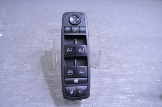 【中古】中古部品 ベンツ Bクラス 245232 パワーウインドウスイッチ 【3310580000-250204000661900】