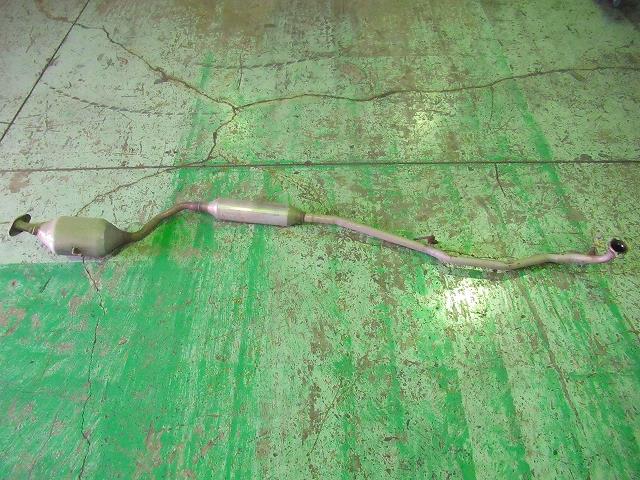 【中古】中古部品 エッセ L235S フロントエキゾーストパイプ 【3330210100-000037017922200】