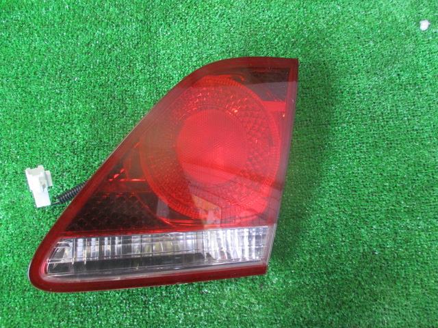 【中古】中古部品 クラウン GRS184 リアフィニッシャーパネル 【3330560100-001707915515200】