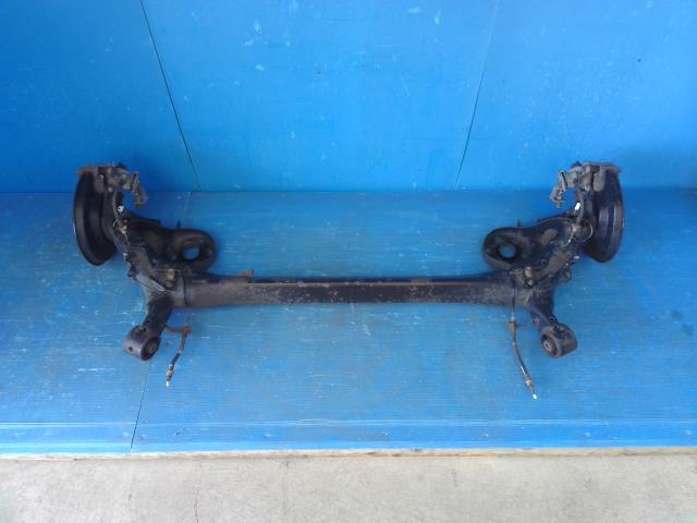 【中古】中古部品 プリウス ZVW30 リアアクスルビーム 【3310550000-241226000453500】