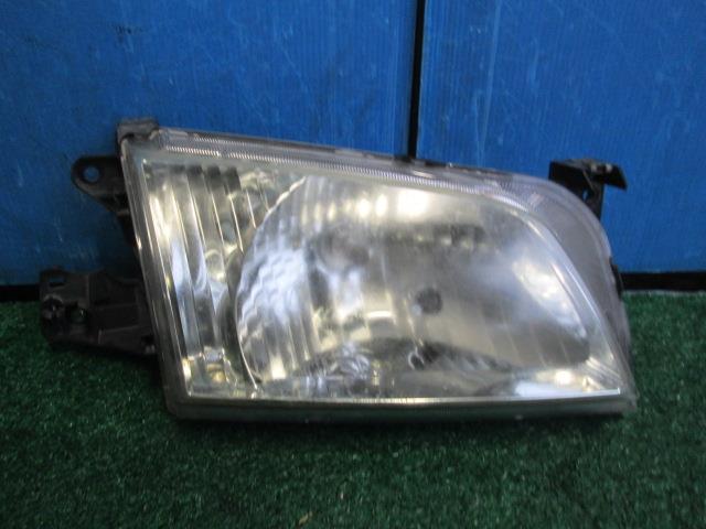 【中古】中古部品 デミオ DW5W 右ヘッドランプ 【3330560100-001250441910800】
