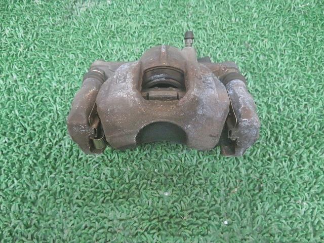 【中古】中古部品 ハイゼット S510P 右フロントキャリパー 【3330380100-000037004944330】