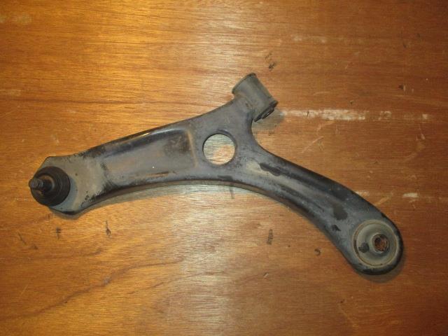 【中古】中古部品 ワゴンR MH23S 左フロントロアアーム 【3330560100-001571842251740】