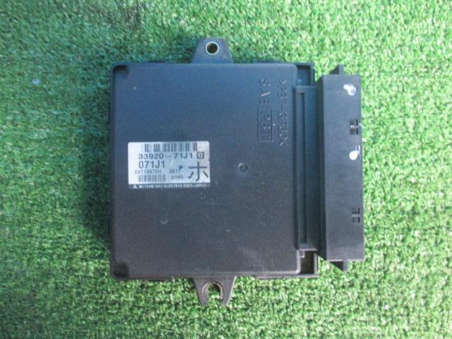 【中古】中古部品 エブリィ DA62V エンジンコンピューター 【3330560100-001342487563100】