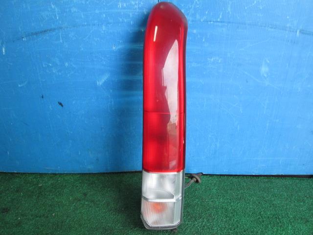 【中古】中古部品 バモス HM2 右テールランプ 【3330560100-001216911515500】