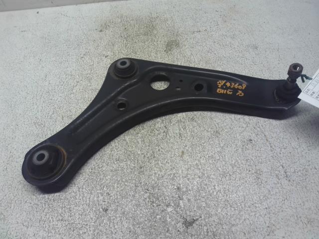 【中古】中古部品 eKワゴン B11W 右フロントロアアーム 【3310160100-000004360951720】
