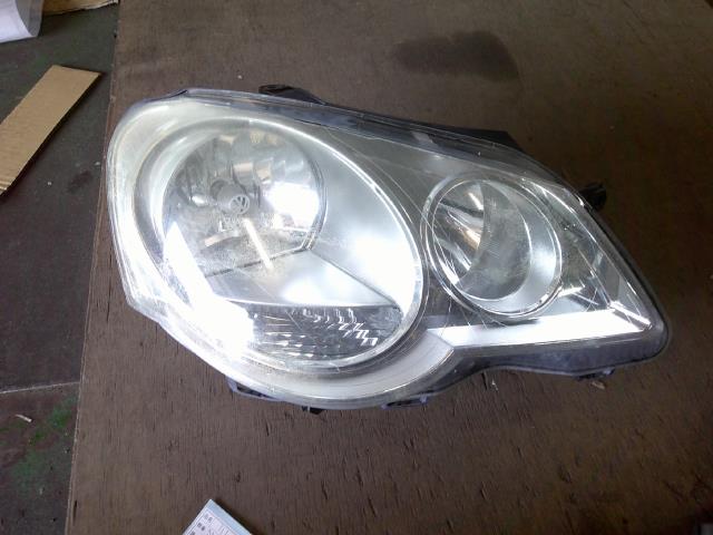 【中古】中古部品 VW ポロ 9NBKY 右ヘッドランプ 【3310410000-000253003610800】