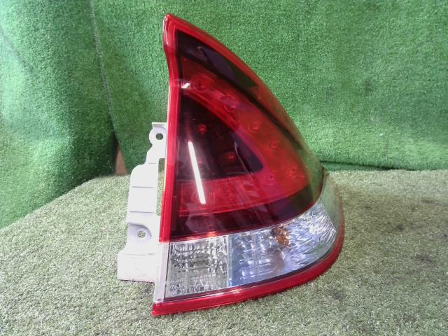 Marker - 【中古】中古部品 インサイト ZE3 右テールランプ 【3260070000-250210000115500】
