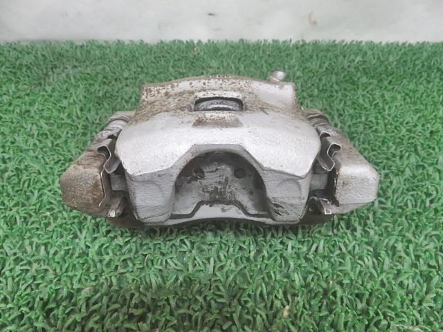 【中古】中古部品 ワゴンR MH21S 左フロントキャリパー 【3330380100-000037007344360】