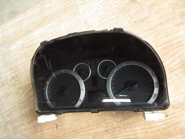 【中古】中古部品 ヴェルファイア ANH20W スピードメーター 【3310190100-000244010461400】